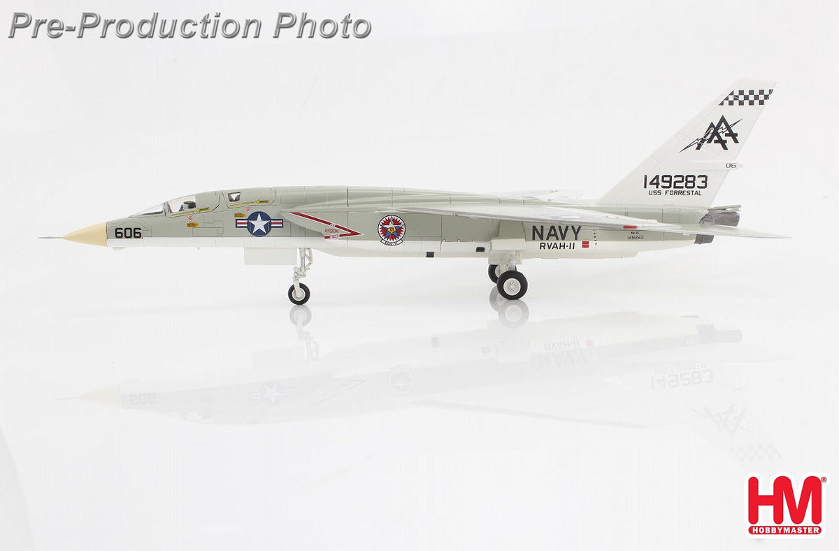 RA-5C ヴィジランティ アメリカ海軍 第11偵察重攻撃飛行隊 1967年 1/72 [HA4708]