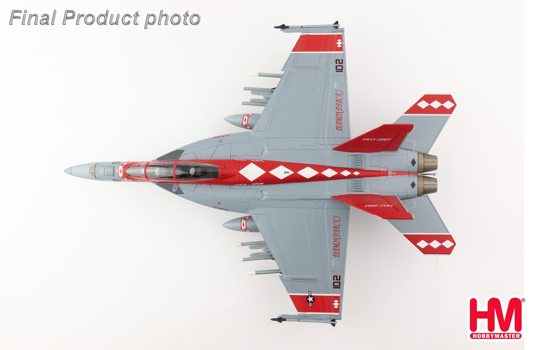F/A-18F（複座型） アメリカ海軍 第102戦闘攻撃飛行隊「ダイヤモンドバックス」 特別塗装「部隊創設50周年」 厚木基地 2005年  NF102/#165882 1/72 [HA5132]