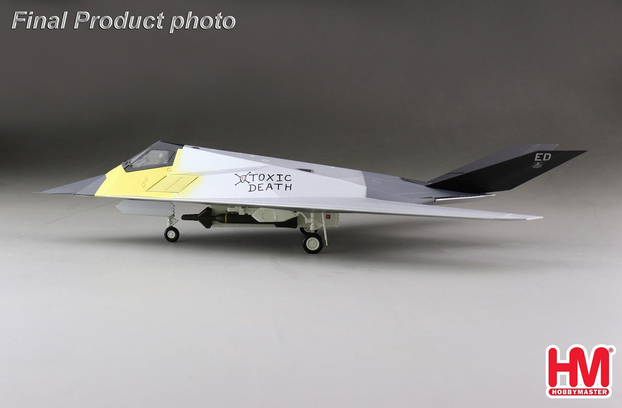 F-117A Prototype (FSD-1) US Air Force (without coating) 1991 #79-10781 "Toxic Death" 1/72 [HA5810]