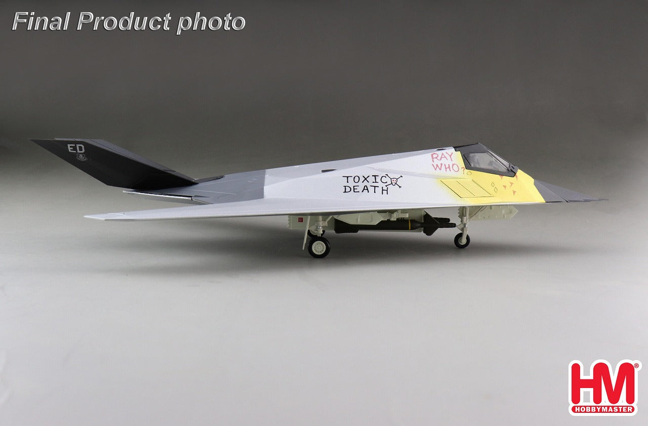 【未使用品】HOBBYMASTER F-117 NIGHTHAWK HA5811 Hobby Master F-117A アメリカ空軍 第4450戦術群 特別塗装「創設40周年