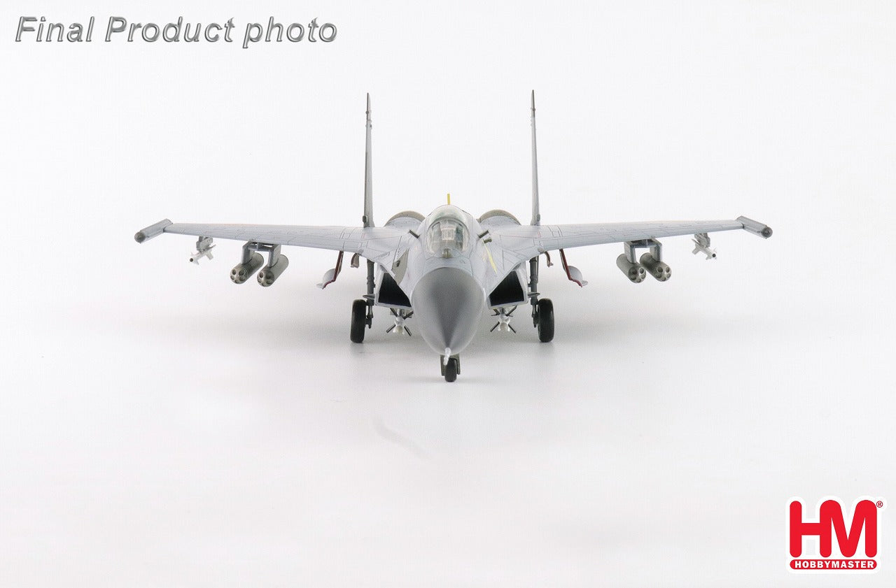 J-11A 中国人民解放軍空軍 「ゴールデンヘルメット」 2014年 ※1/8ゴールデンヘルメット付 40547 1/72 [HA6023]