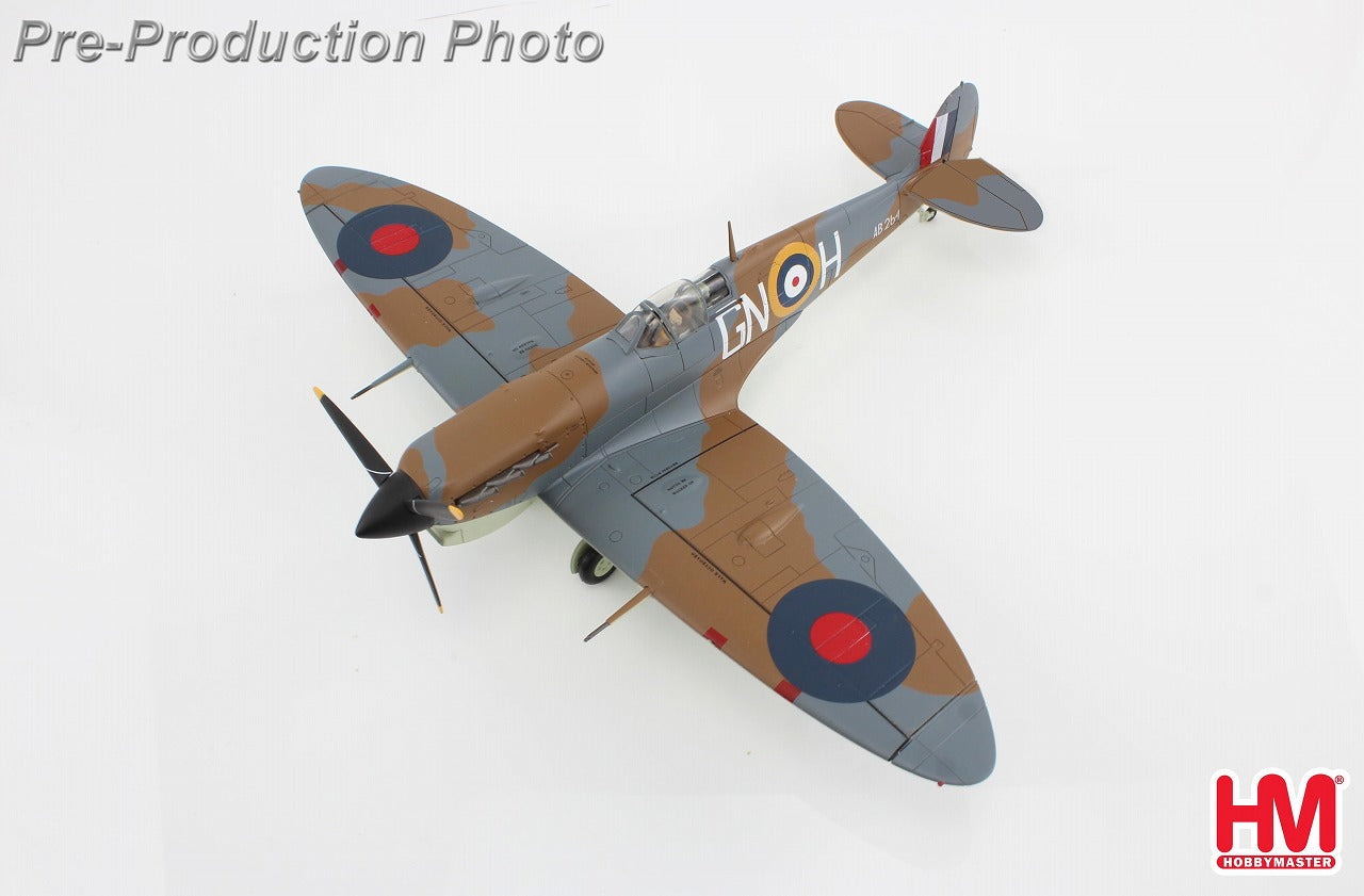 Spitfire Mk.Vb, 249 Squadron, Royal Canadian Air Force, Buck McNair's aircraft, 1/48 [HA7857] 