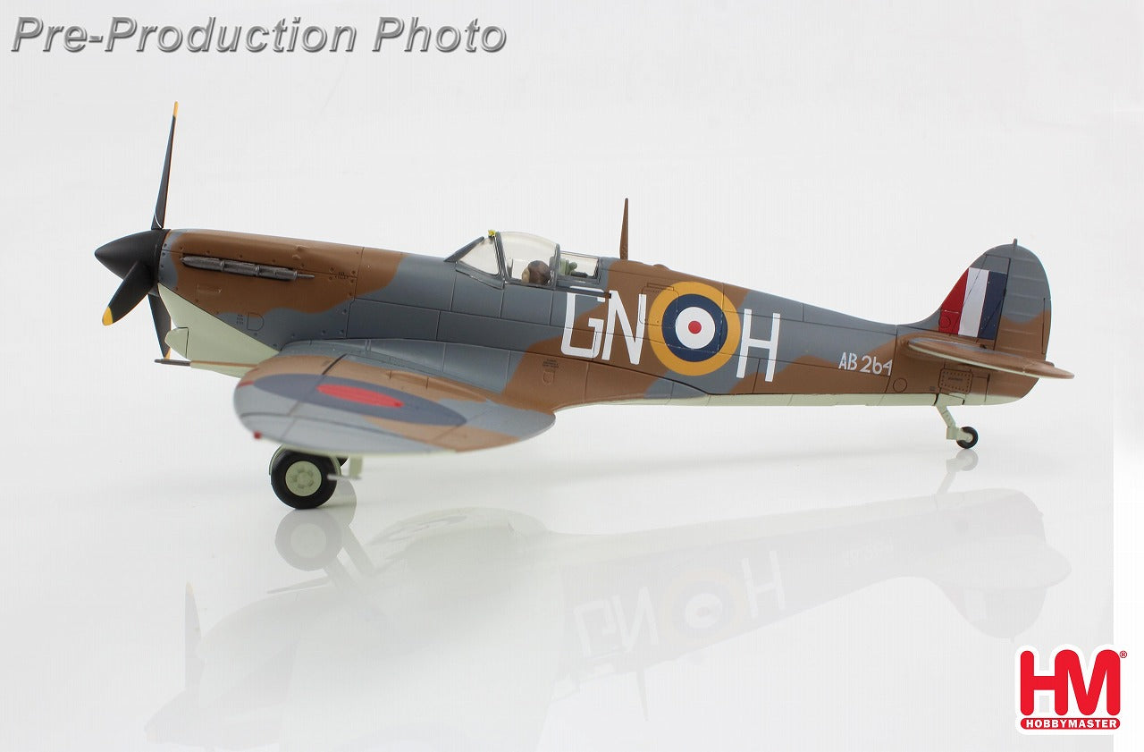 Spitfire Mk.Vb, 249 Squadron, Royal Canadian Air Force, Buck McNair's aircraft, 1/48 [HA7857] 