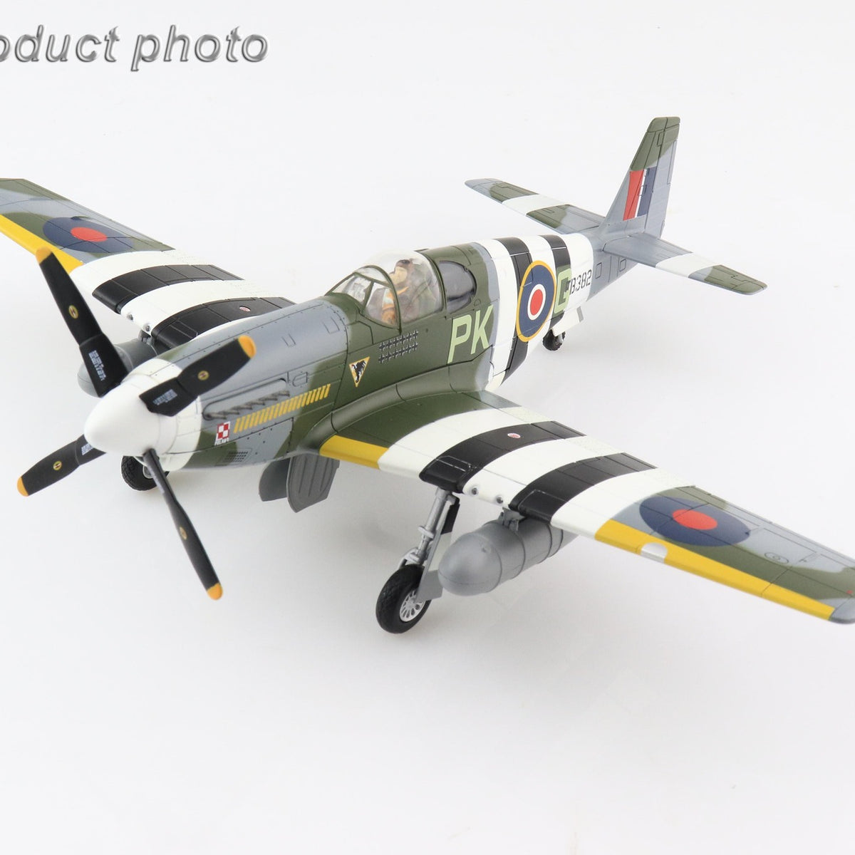 マスタングMk.III（P-51B） イギリス空軍 （亡命ポーランド空軍） 第315飛行隊 エウゲニウシュ･ホルバチェフスキ大尉機 1944年  PK-G/FB382 1/48 [HA8513]