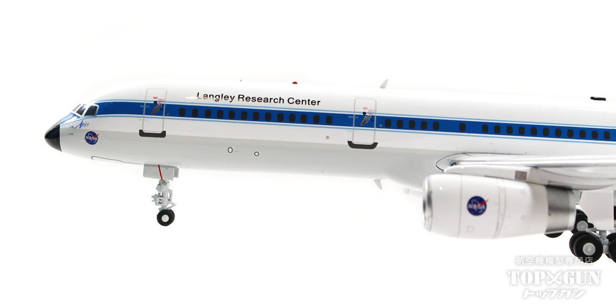 757-200 NASA National Aeronautics and Space Administration (stand included) N557NA 1/200 [IF757NASA]