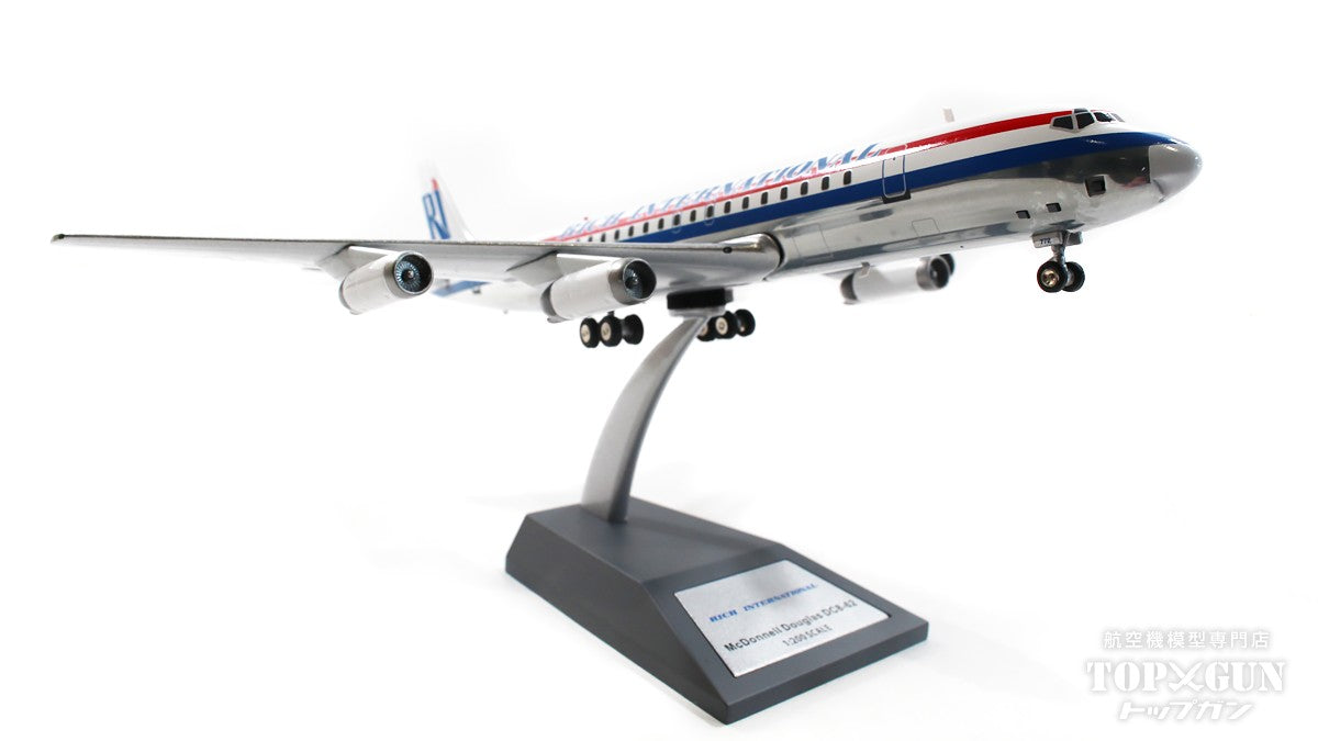 DC-8-62 リッチインターナショナルエアウェイズ N772CA (スタンド付属) 1/200 [IF862JN0619]