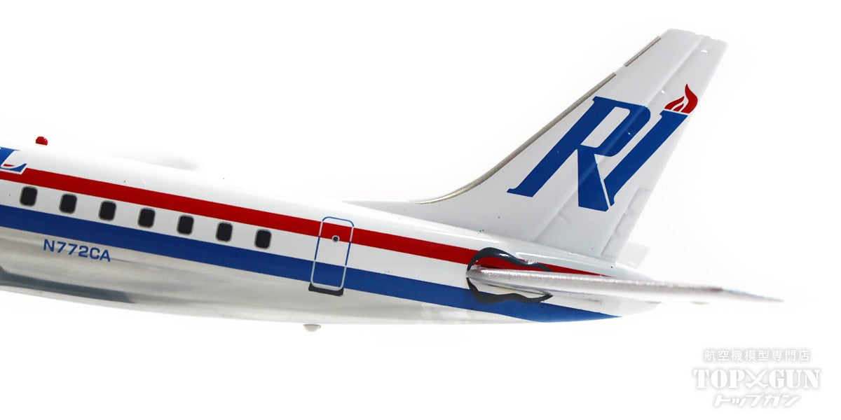 DC-8-62 リッチインターナショナルエアウェイズ N772CA (スタンド付属) 1/200 [IF862JN0619]