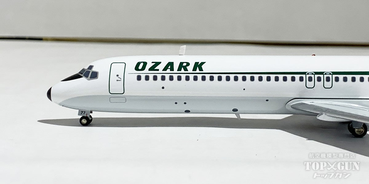 DC-9-31 Ozark Airlines N977Z 1/200 [IF932OZ0224] 