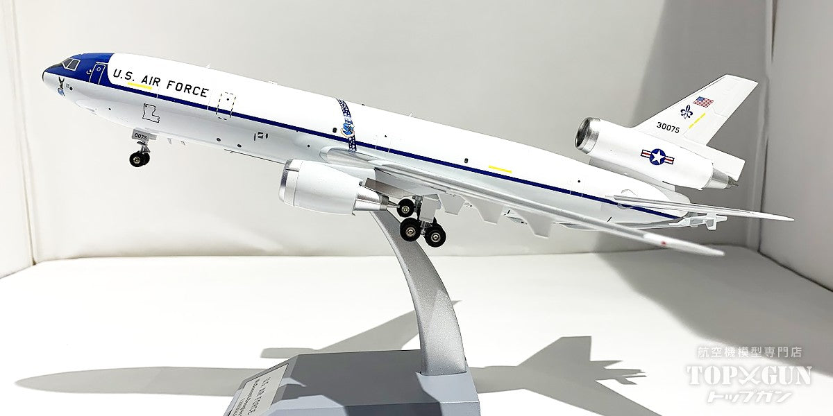航空機・ヘリコプター INFLIGHT McDonell Douglas KC-10A 1:200 s-l400.jpg
