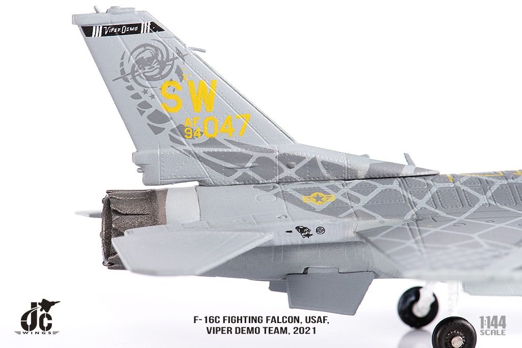 F-16C 美国空军蝰蛇演示队 2021 1/144 [JCW-144-F16-005]