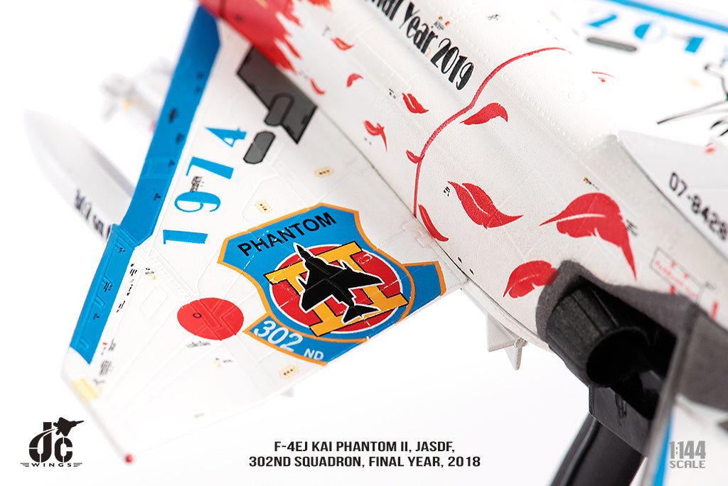 F-4EJ Kai Air Self-Defense Force 302nd Squadron Retirement Memorial Painting 07-8428 1/144[JCW-144-F4-002] 