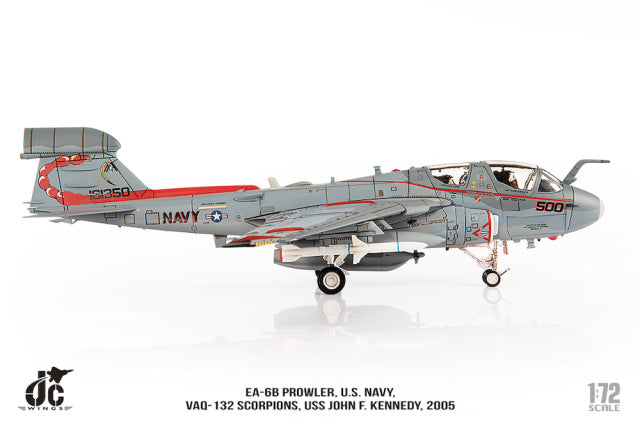 【お取り寄せ】EA-6B アメリカ海軍 VAQ-132「スコーピオンズ」2005年 1/72[JCW-72-EA6B-006]