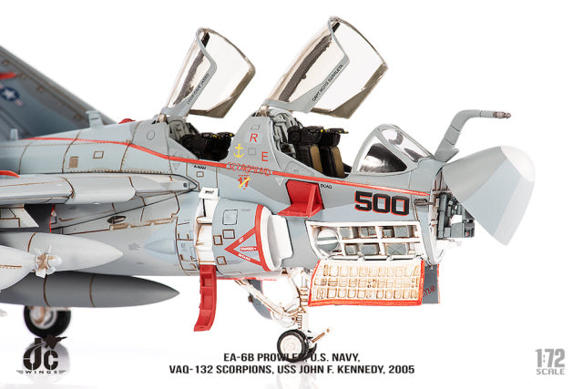 【お取り寄せ】EA-6B アメリカ海軍 VAQ-132「スコーピオンズ」2005年 1/72[JCW-72-EA6B-006]
