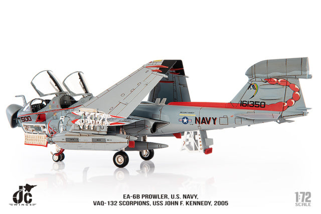 【お取り寄せ】EA-6B アメリカ海軍 VAQ-132「スコーピオンズ」2005年 1/72[JCW-72-EA6B-006]
