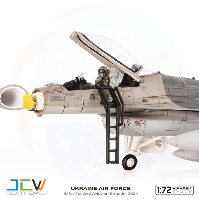 F-16AM ウクライナ空軍 第831戦術航空旅団 1/72 [JCW-72-F16-026]