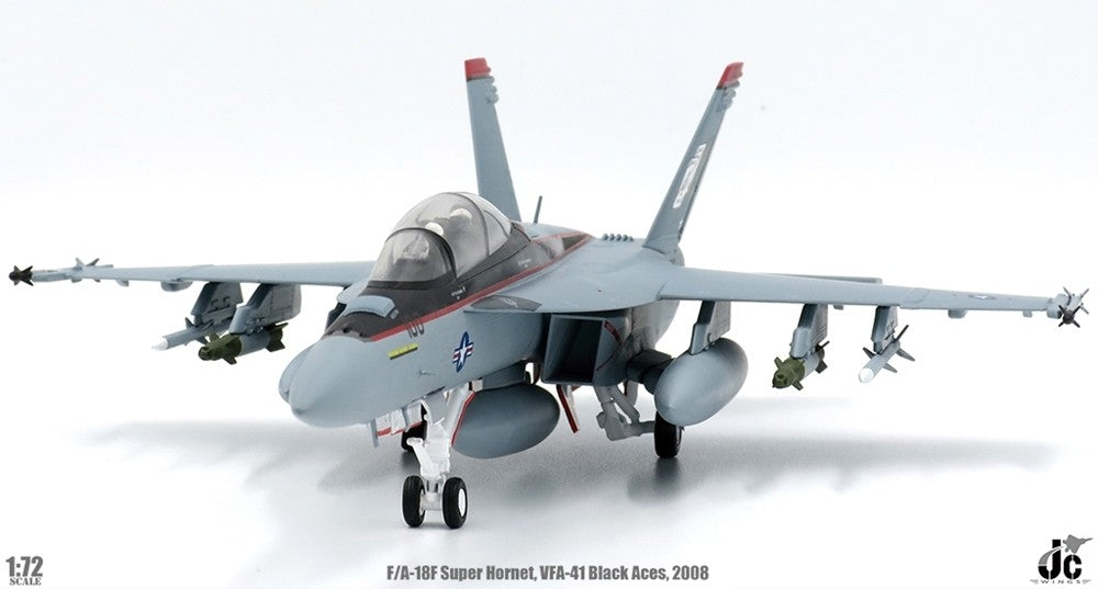 F/A-18F (two-seater) US Navy 41st Fighter Attack Squadron "Black Aces" on board the Nimitz aircraft carrier NH100 1/72 [JCW-72-F18-001]