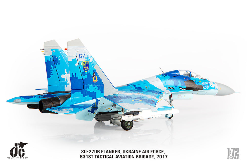 JC Wings 【お取り寄せ】SU-27UB ウクライナ空軍 第831戦術航空旅団