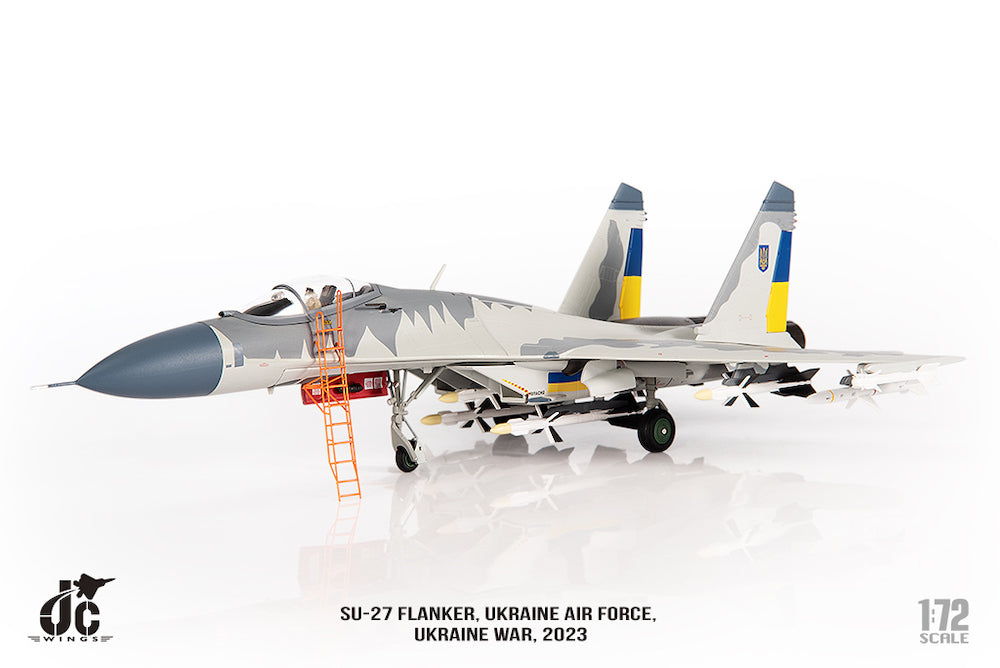 SU-27 ウクライナ空軍 「ウクライナ戦争」 2023年 1/72 [JCW-72-SU27-016]