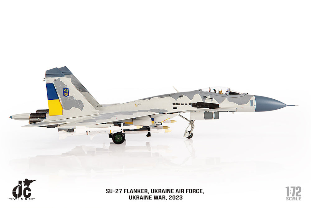 SU-27 ウクライナ空軍 「ウクライナ戦争」 2023年 1/72 [JCW-72-SU27-016]