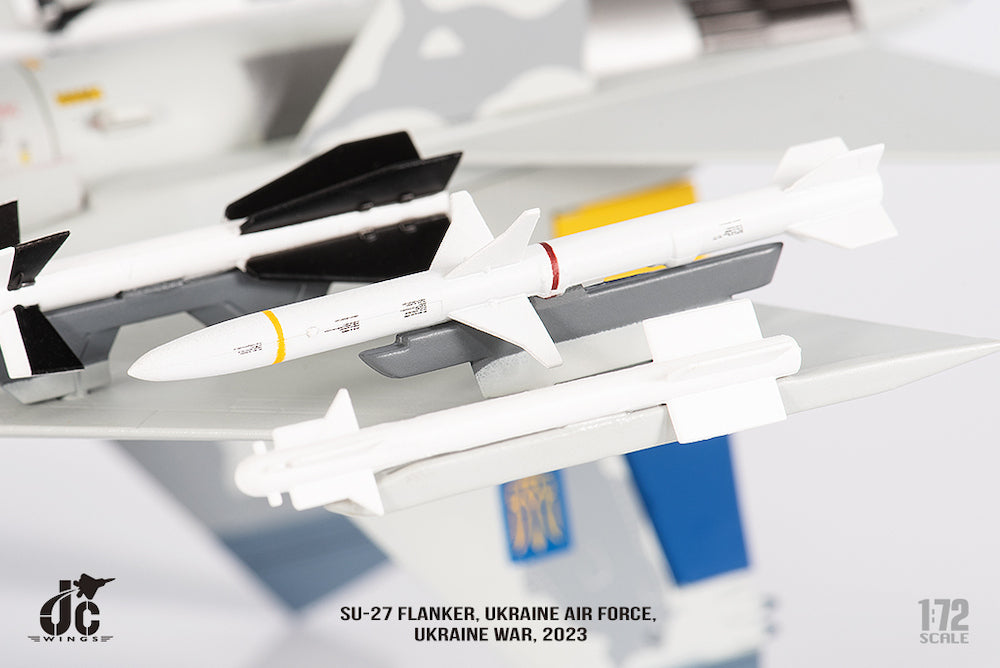 SU-27 ウクライナ空軍 「ウクライナ戦争」 2023年 1/72 [JCW-72-SU27-016]