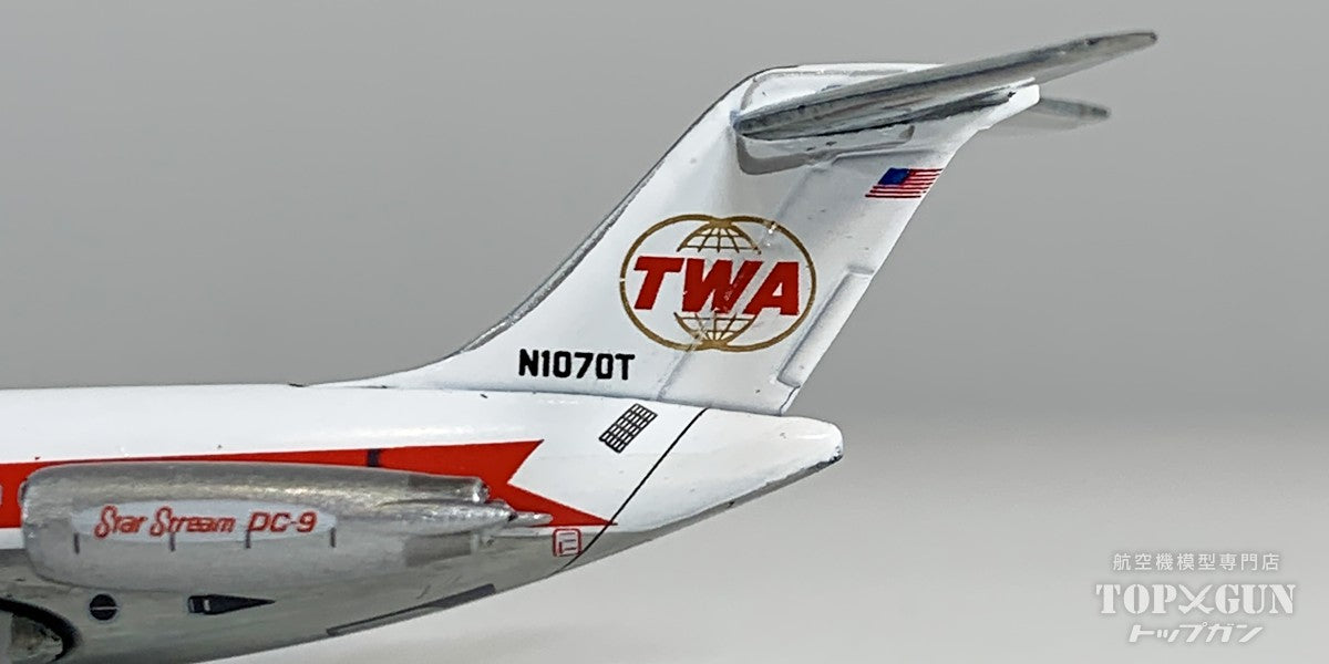 DC-9-15 トランス・ワールド航空 N1070T 1/400 [MCV400008]
