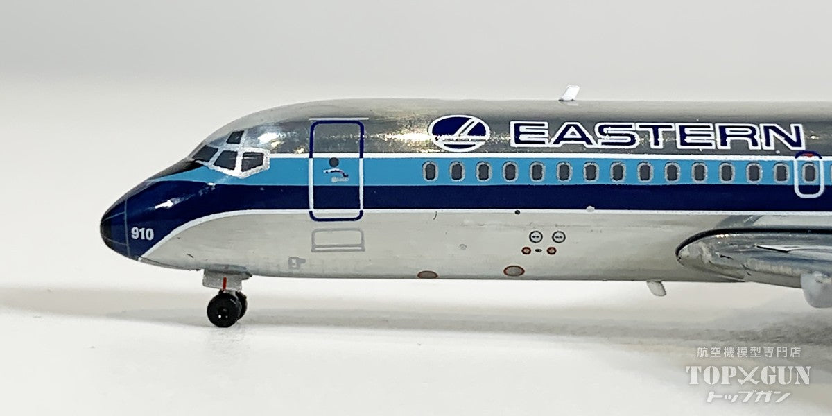 DC-9-14 イースタン航空 N8910E 1/400 [MCV400011]