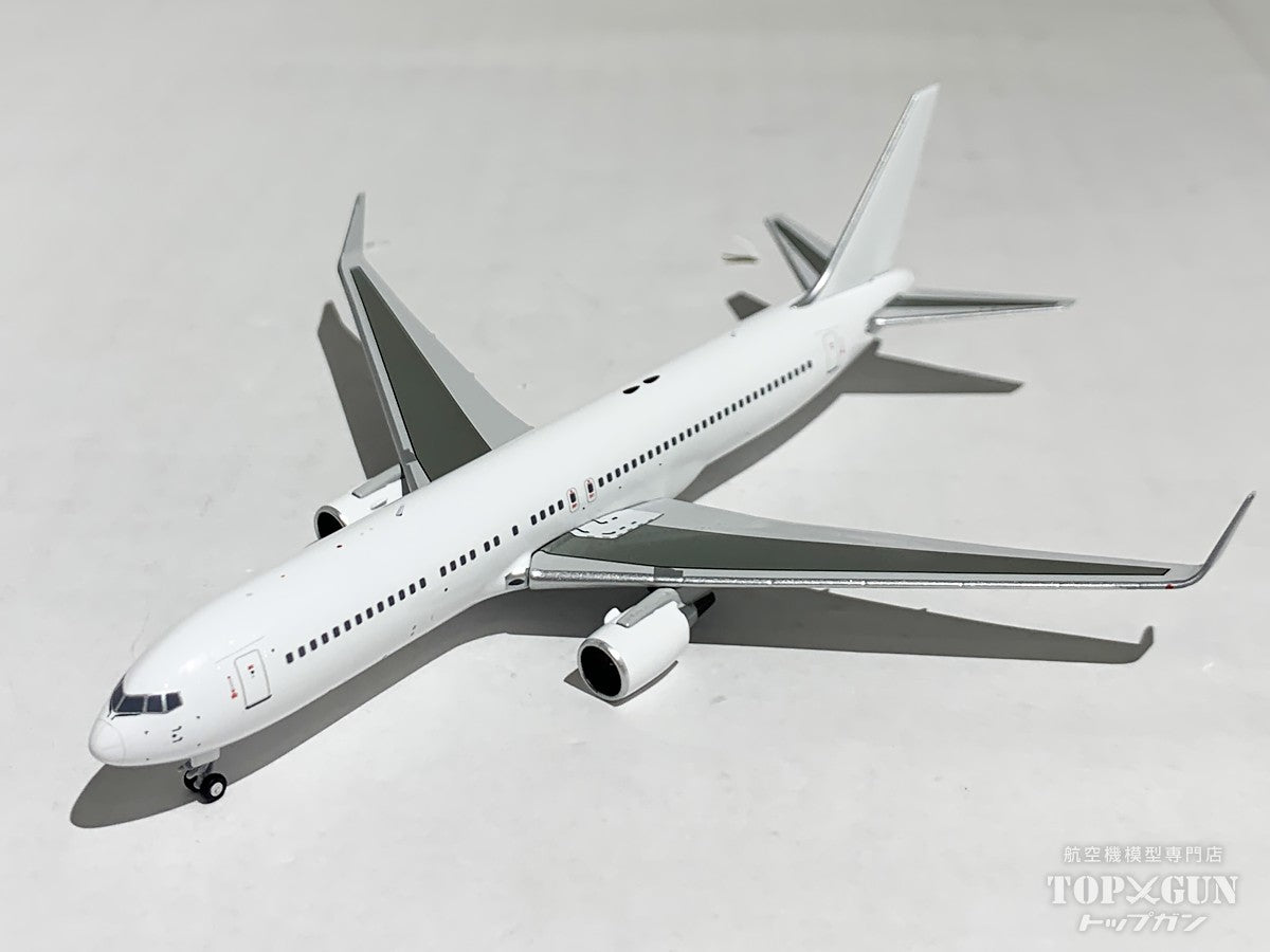 B767-300ER/w ホワイト CF6 engines 1/400 [NG17000]