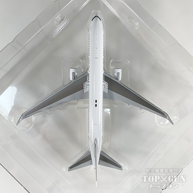 B767-300ER/w White CF6 engines 1/400 [NG17000] 