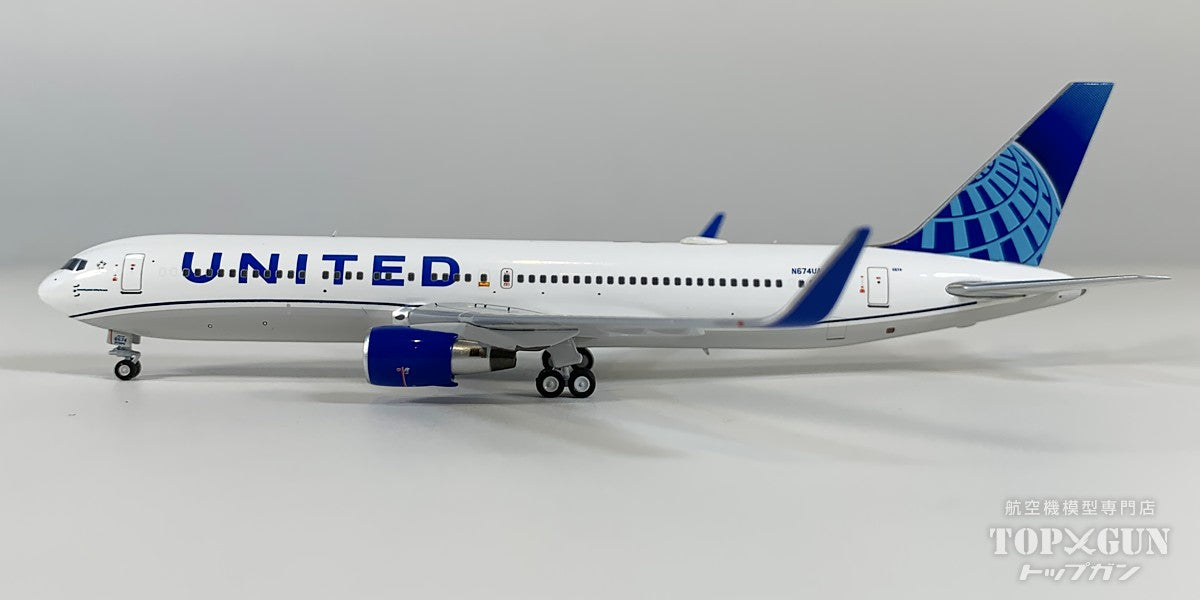 B767-300ER/w ユナイテッド航空 「Blue Evolution」  N674UA 1/400 [NG17006]