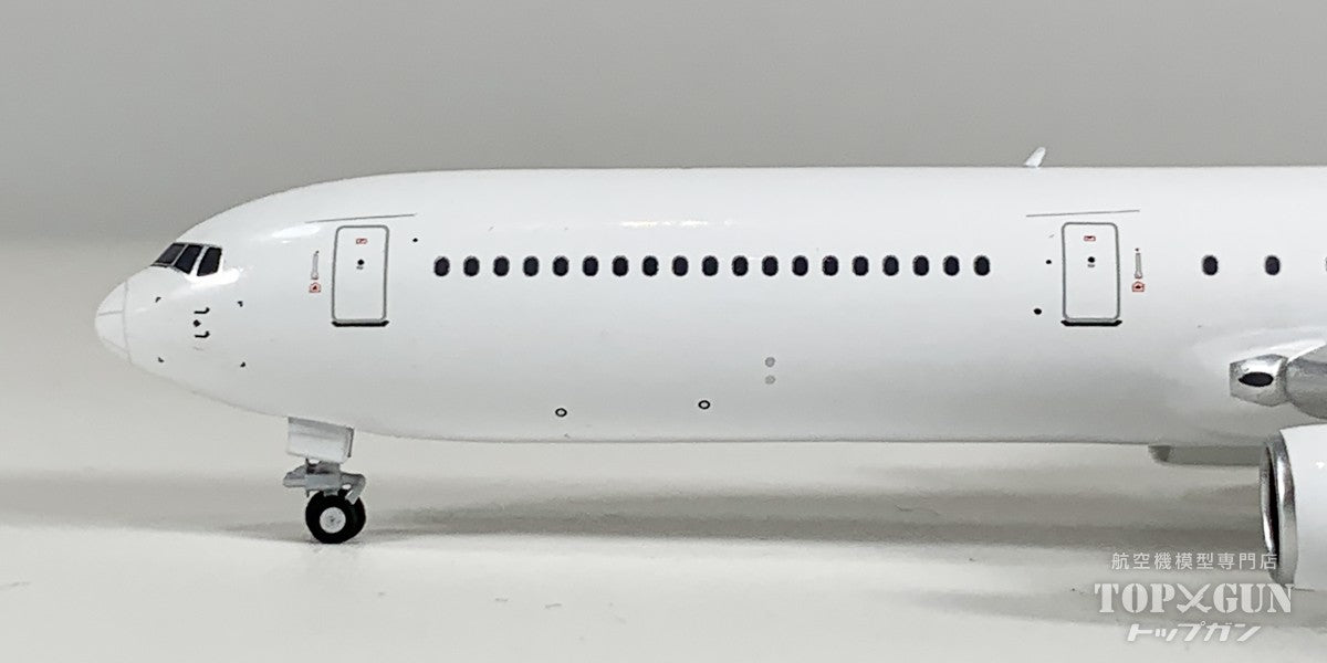 B767-400ER ホワイト CF6 エンジン 1/400 [NG18000]