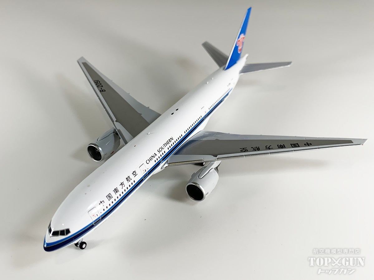 B777-200 中国南方航空 「the 1st Boeing 777 introduced in Mainland, China」 B-2051 1/400 [NG24180]