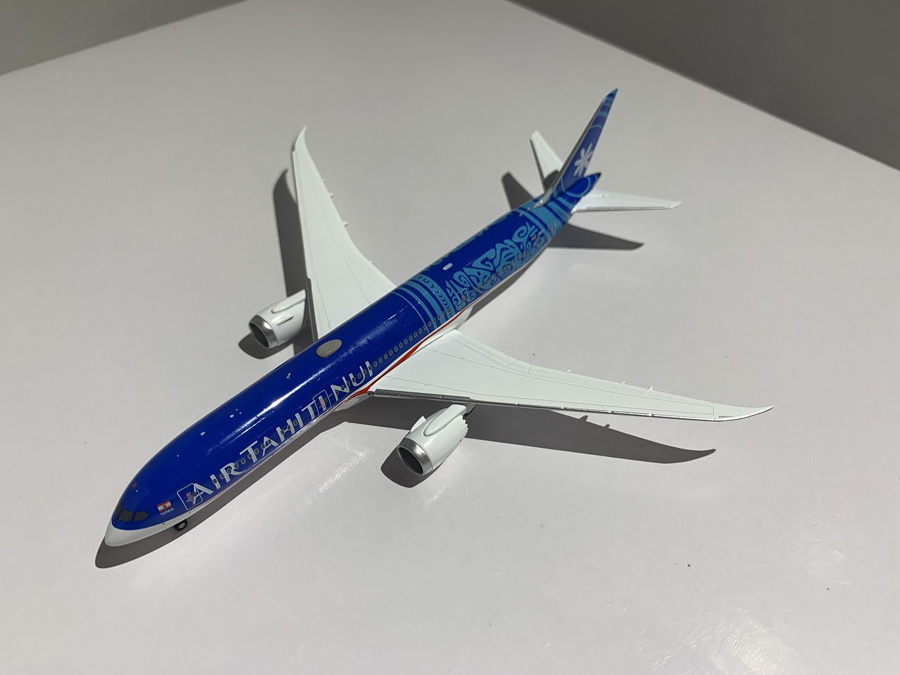 787-9 Air Tahiti Nui named Tupaia F-ONUI 1/400[NG55103] 