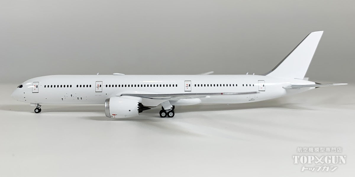B787-9 ホワイト 「Trent 1000 ENGINES」 1/400 [NG55118]