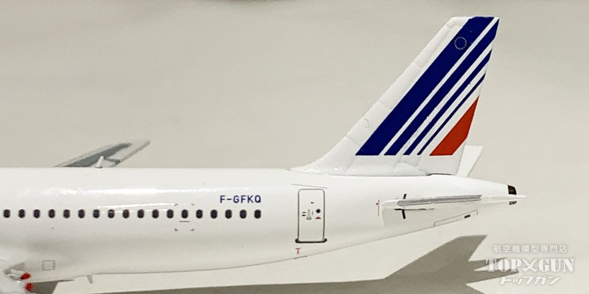 Panda Models A320-111 エールフランス F-GFKQ 1/400 [PM52336]