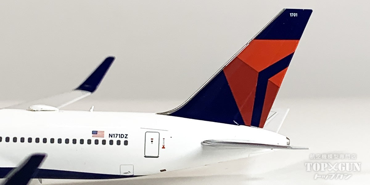 Panda Models B767-300ER デルタ航空 the 80th anniversary of D