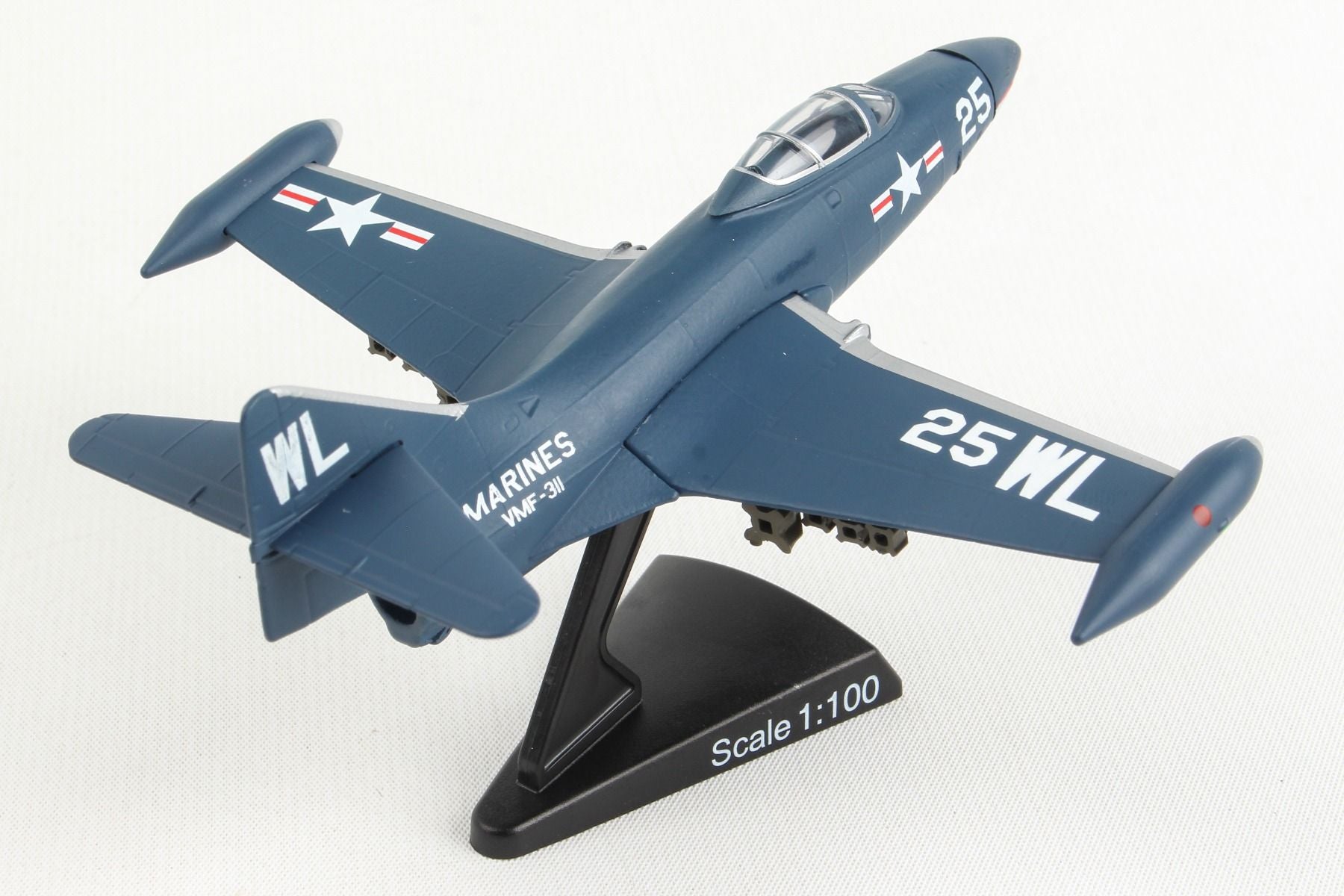 F9F-4 USMC 311th Marine Fighter Attack Squadron "Tomcats" Ted Williams' aircraft during the Korean War 1952 WL25/#125183 1/96 *For display on stand only [PS5393-2]