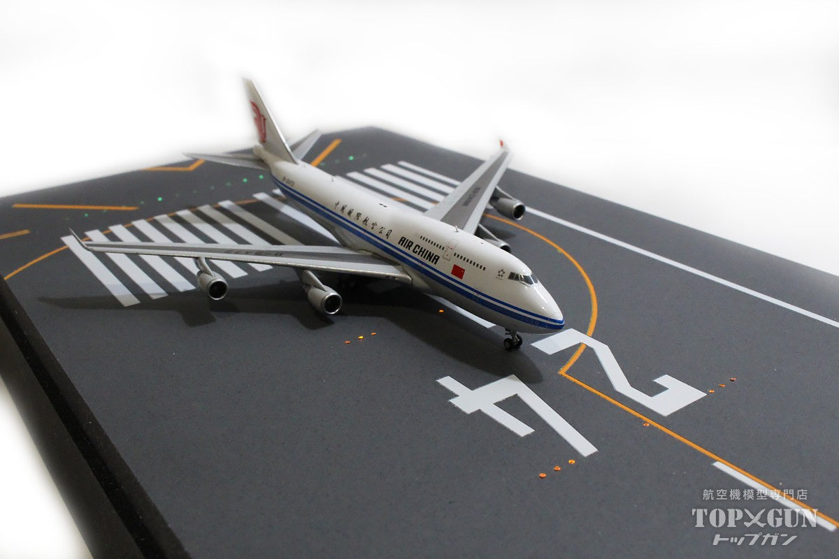 Roteiro Runway Kansai International Airport Runway B RWY24L Diorama Fiber Optic Built-in Light-up Set 1/400 [R2-KIX24LL]