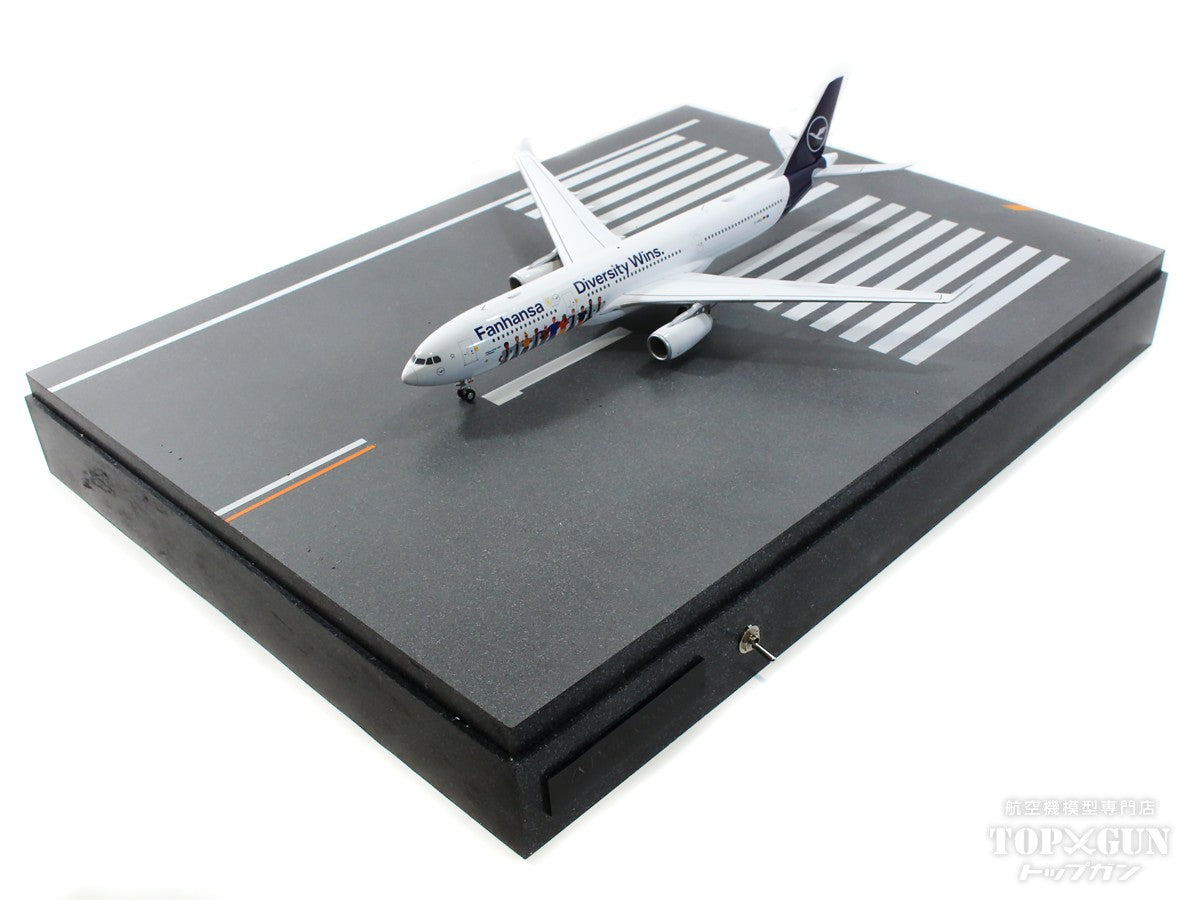 Roteiro Runway Chubu Centrair International Airport Reproduction RWY18 Diorama Fiber Optic Built-in Light-up Set for 1/200 Scale [R2-NGO18XL]