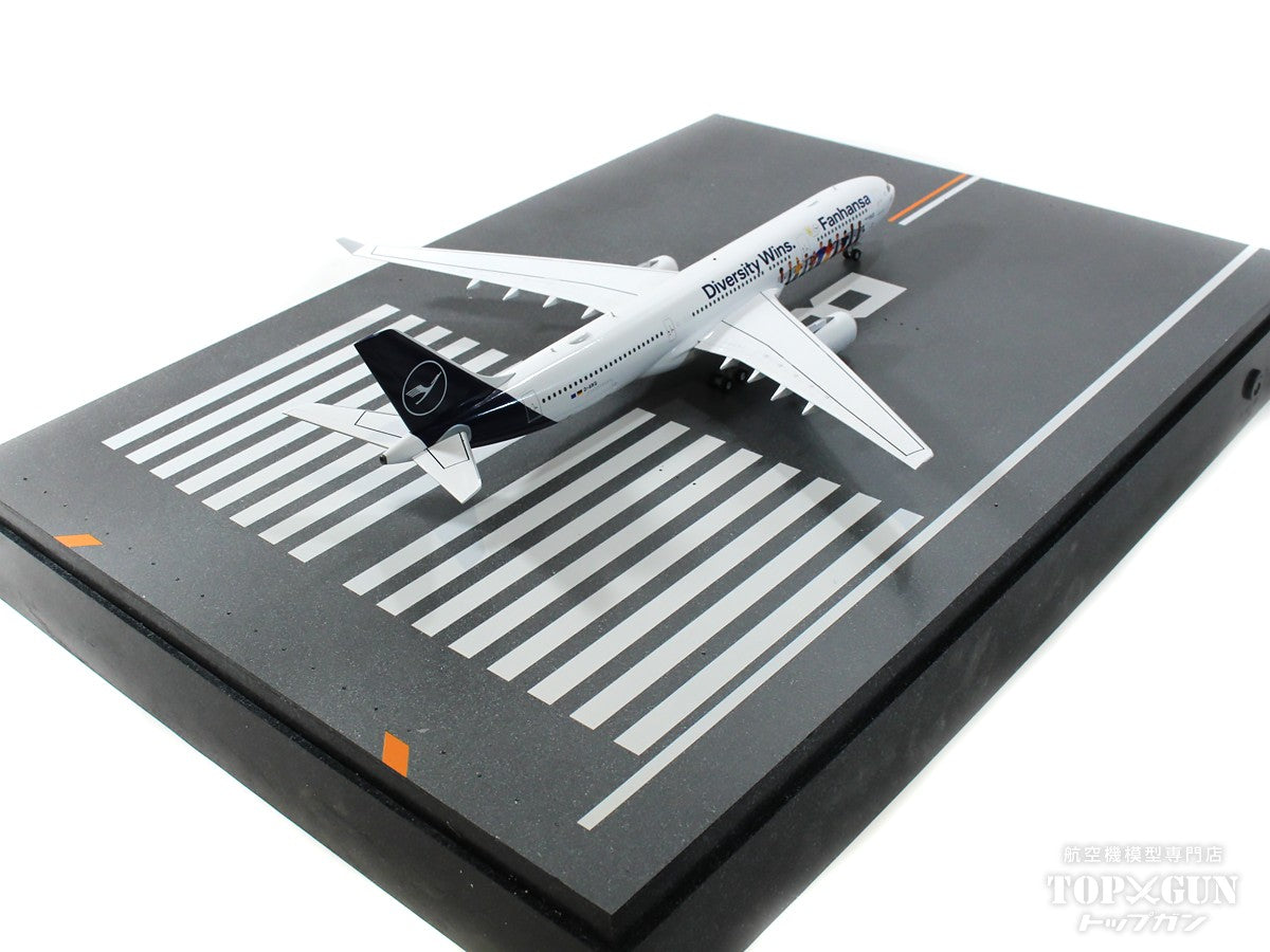 Roteiro Runway Chubu Centrair International Airport Reproduction RWY18 Diorama Fiber Optic Built-in Light-up Set for 1/200 Scale [R2-NGO18XL]