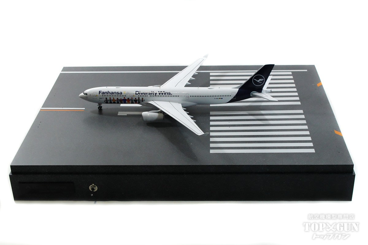 Roteiro Runway Chubu Centrair International Airport Reproduction RWY18 Diorama Fiber Optic Built-in Light-up Set for 1/200 Scale [R2-NGO18XL]