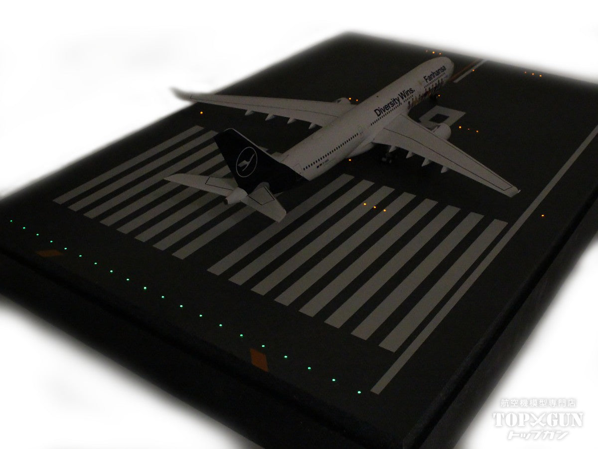 Roteiro Runway Chubu Centrair International Airport Reproduction RWY18 Diorama Fiber Optic Built-in Light-up Set for 1/200 Scale [R2-NGO18XL]