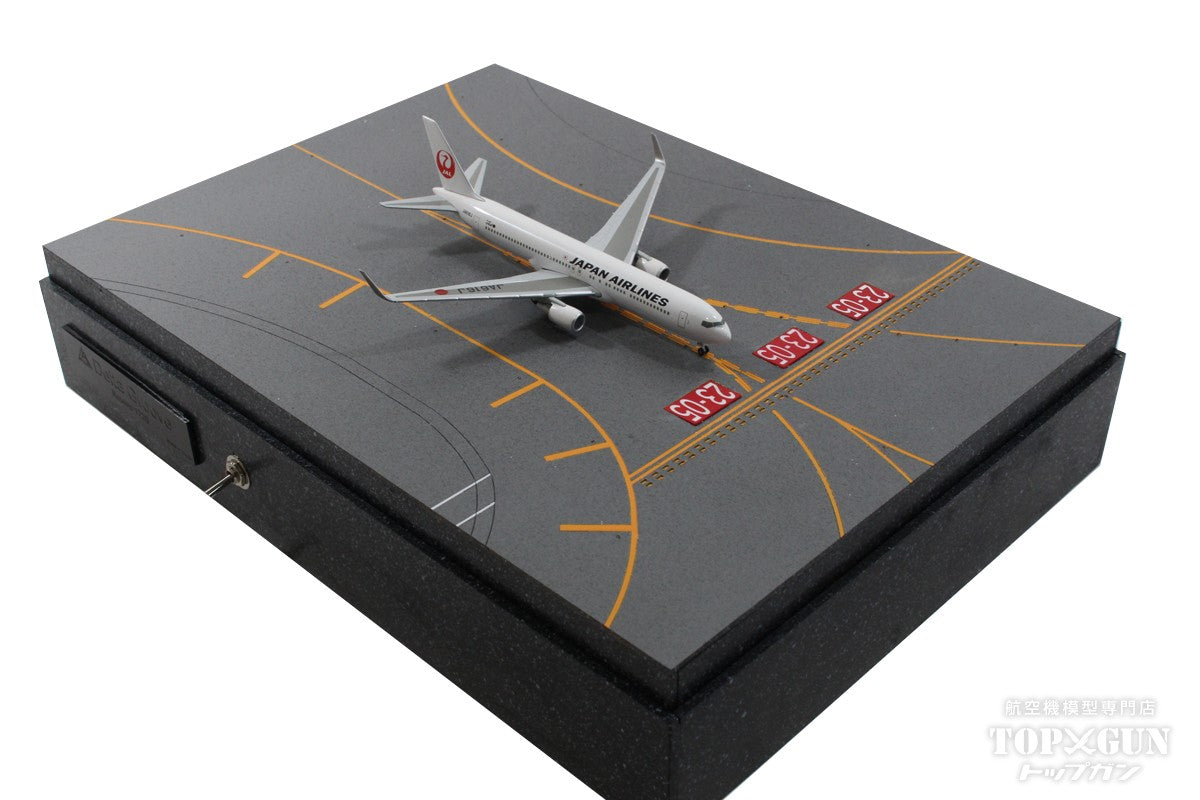 Roteiro Runway Reproduction of Haneda Airport Runway D RWY05 RHP/Left Side Diorama Fiber Optic Built-in Light-up Set