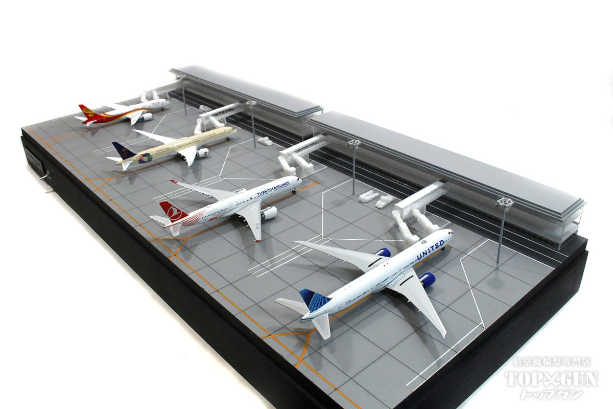 Roteiro Terminal Airport Terminal LED Built-in Light-up Diorama Set (with Buildings, Boarding Bridges, and Lighting Towers) 4 Aircraft Parking Type (Not A380 Compatible) 1/400 Scale [R4-05LA]