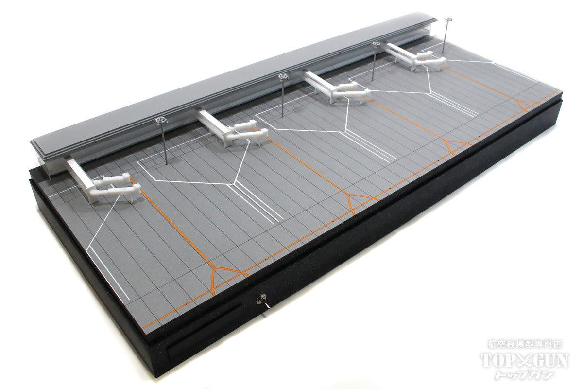 Roteiro Terminal Airport Terminal LED Built-in Light-up Diorama Set (with Buildings, Boarding Bridges, and Lighting Towers) 4 Aircraft Parking Type (Not for A380) 1/400 Scale [R4-05LB]