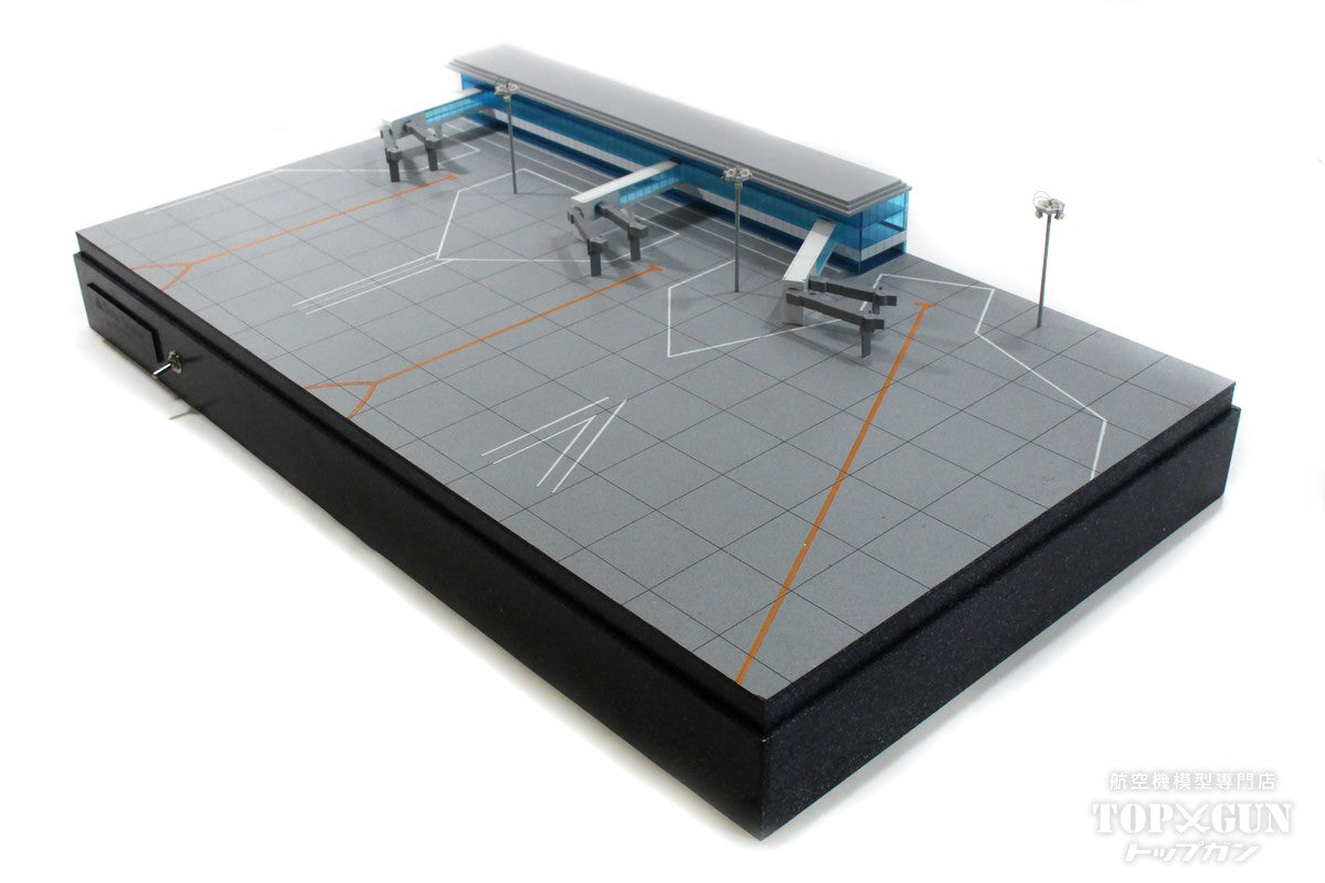 Roteiro Terminal Airport Terminal LED Built-in Light-up Diorama Set (with Buildings, Boarding Bridges, and Lighting Towers) 3 Aircraft Parking Type (Not for A380) 1/500 Scale [R4-06S]