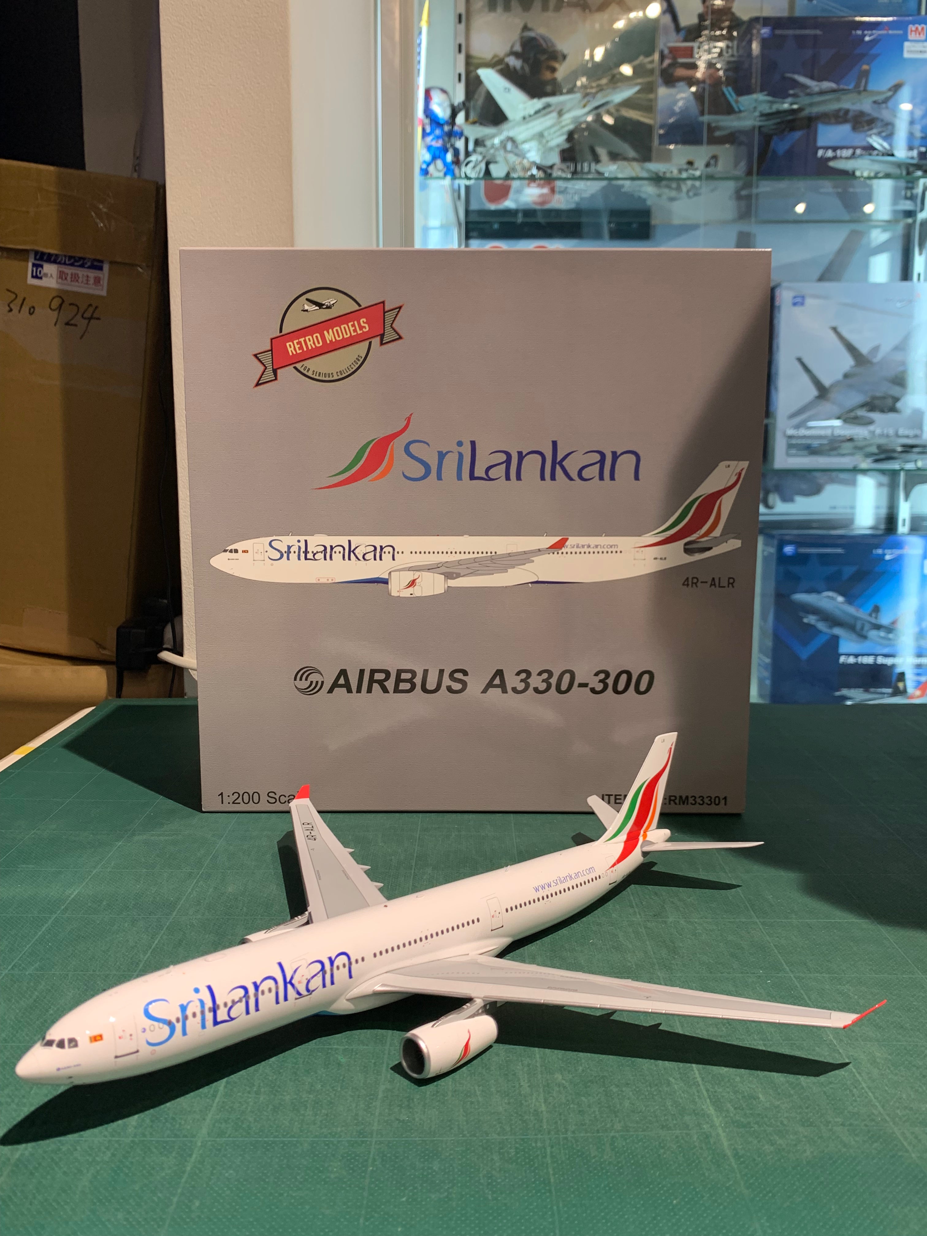 A330-300 SriLankan Airlines 4R-ALR 1/200[RM33301] 