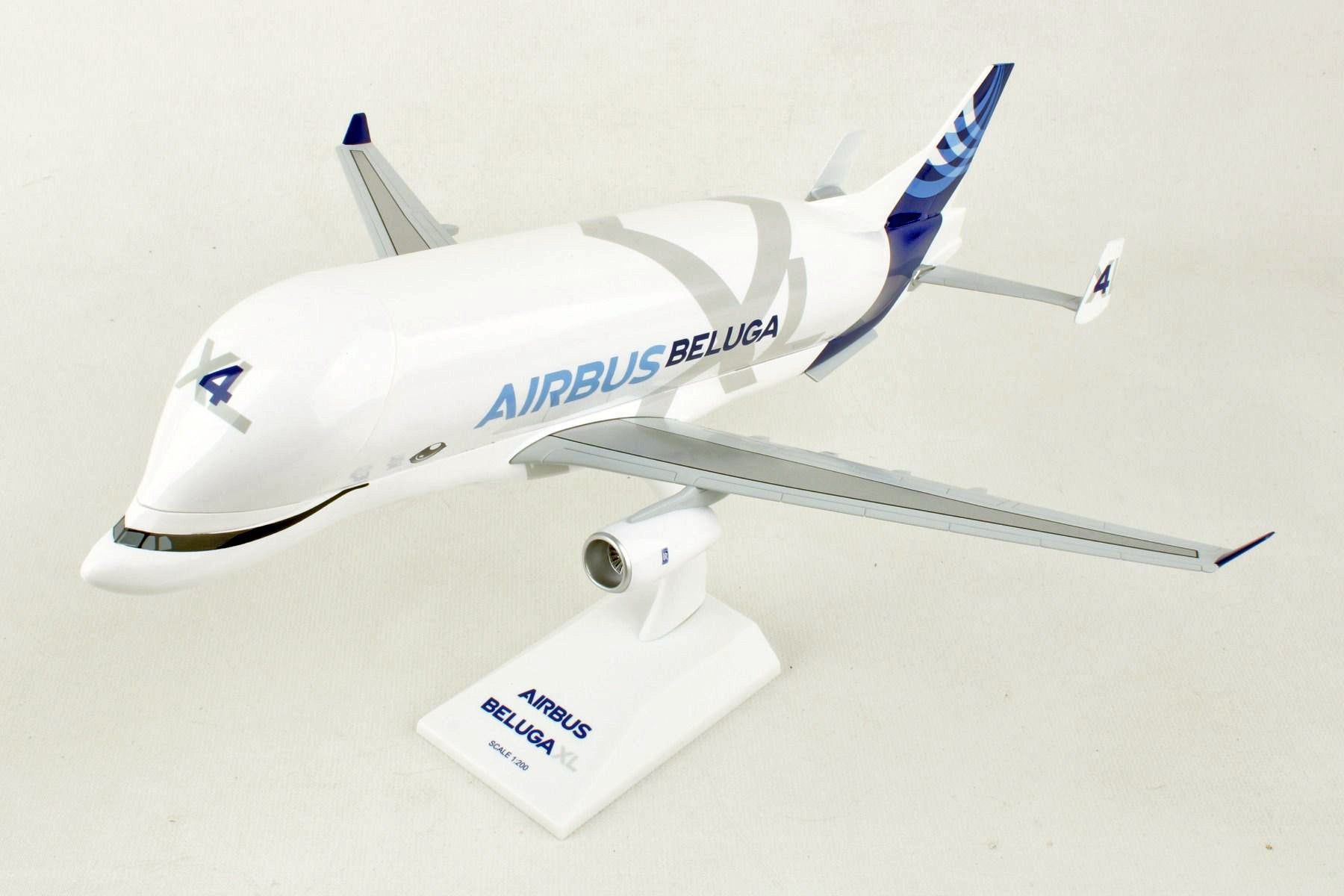 Airbus A330-743L BelugaXL F-GXLJ #4 (Gearless/Stand-only model) 1/200 [SKR1090] 