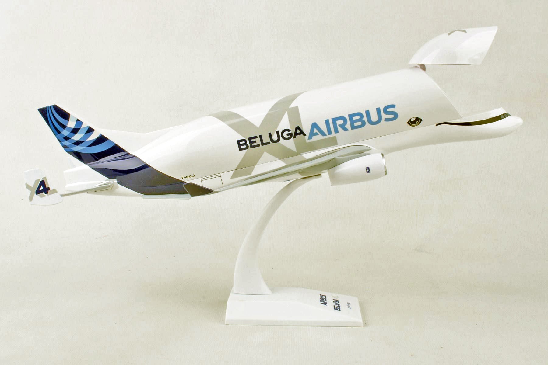 Airbus A330-743L BelugaXL F-GXLJ #4 (Gearless/Stand-only model) 1/200 [SKR1090] 