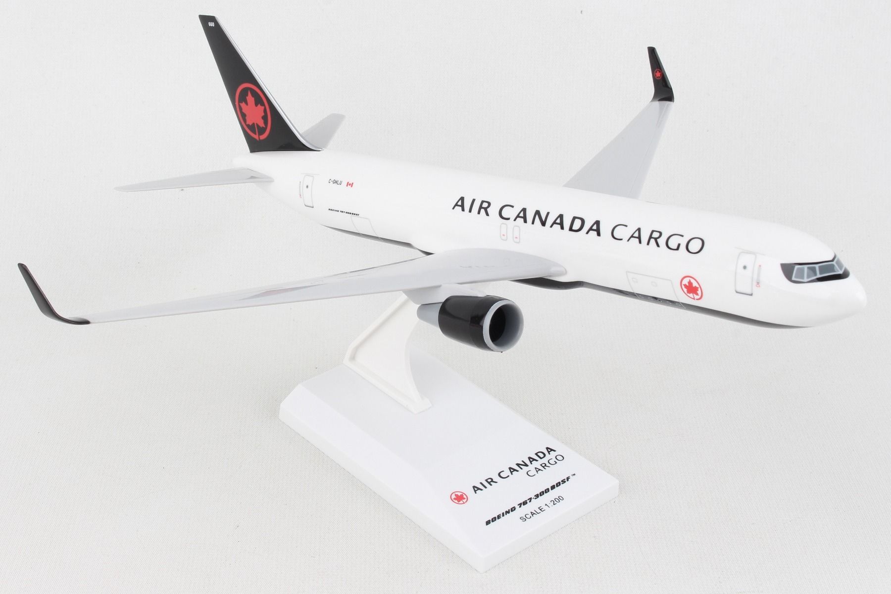 767-300F Air Canada Cargo C-GHLU (without gear/stand included) 1/200 [SKR1097]