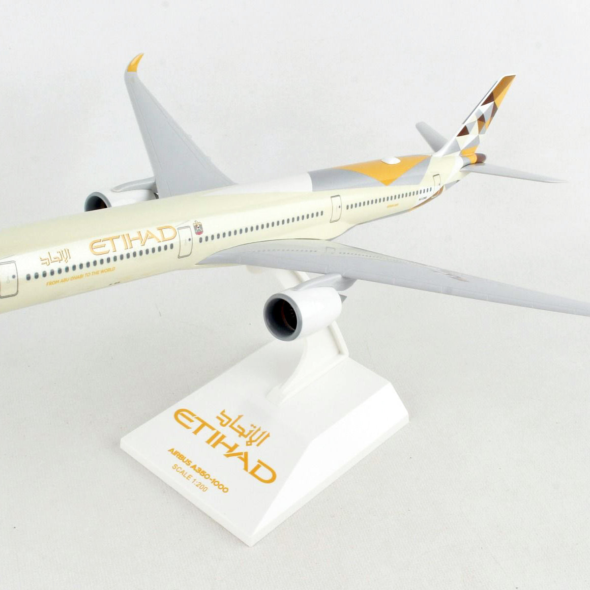 A350-1000 エティハド航空 A6-XWB (ギアなし/スタンド専用モデル) 1/200[SKR1111]